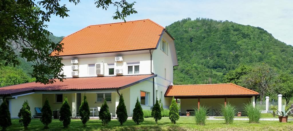 Apartments Volce Tolmin Exteriör bild