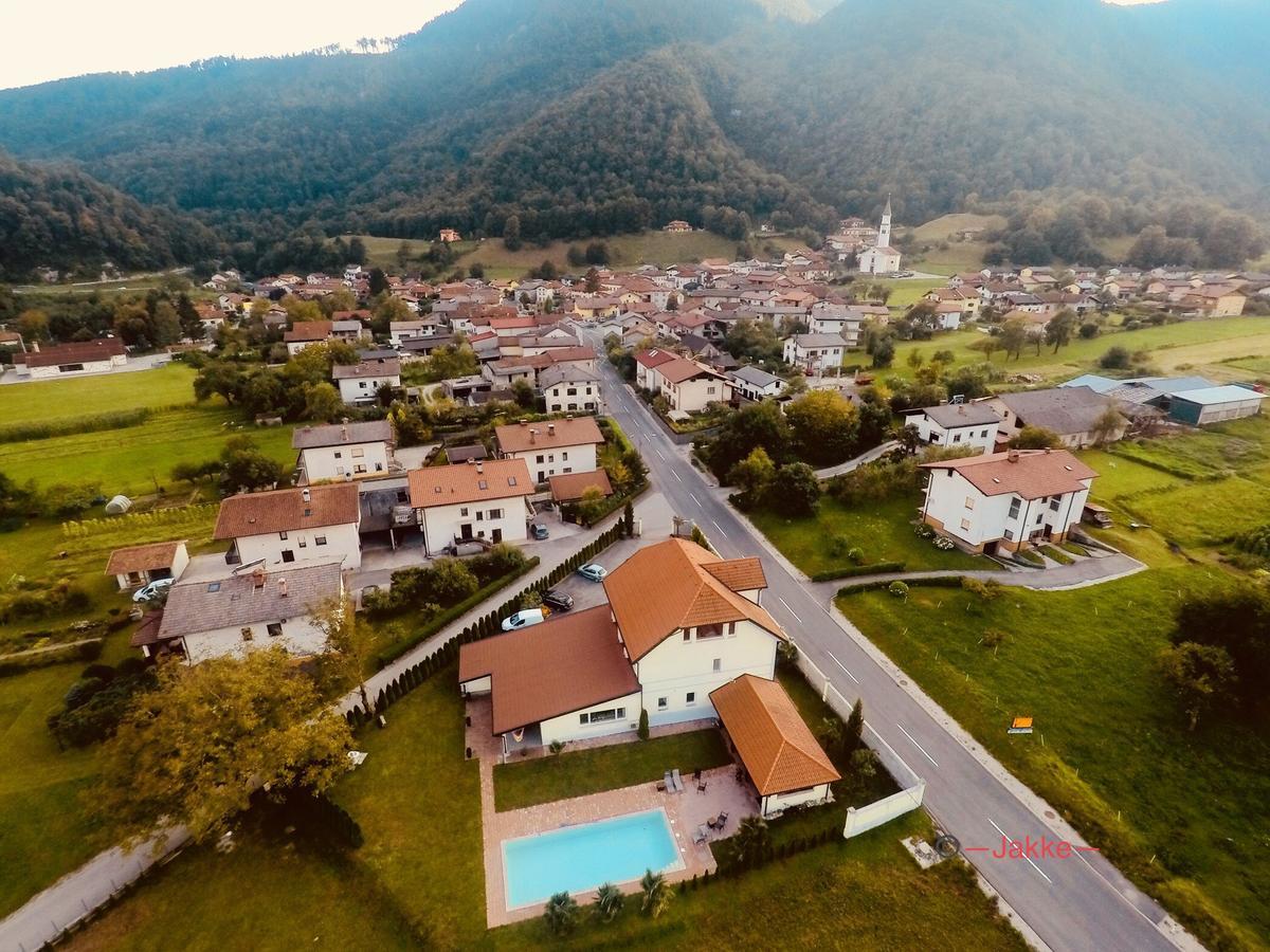 Apartments Volce Tolmin Exteriör bild